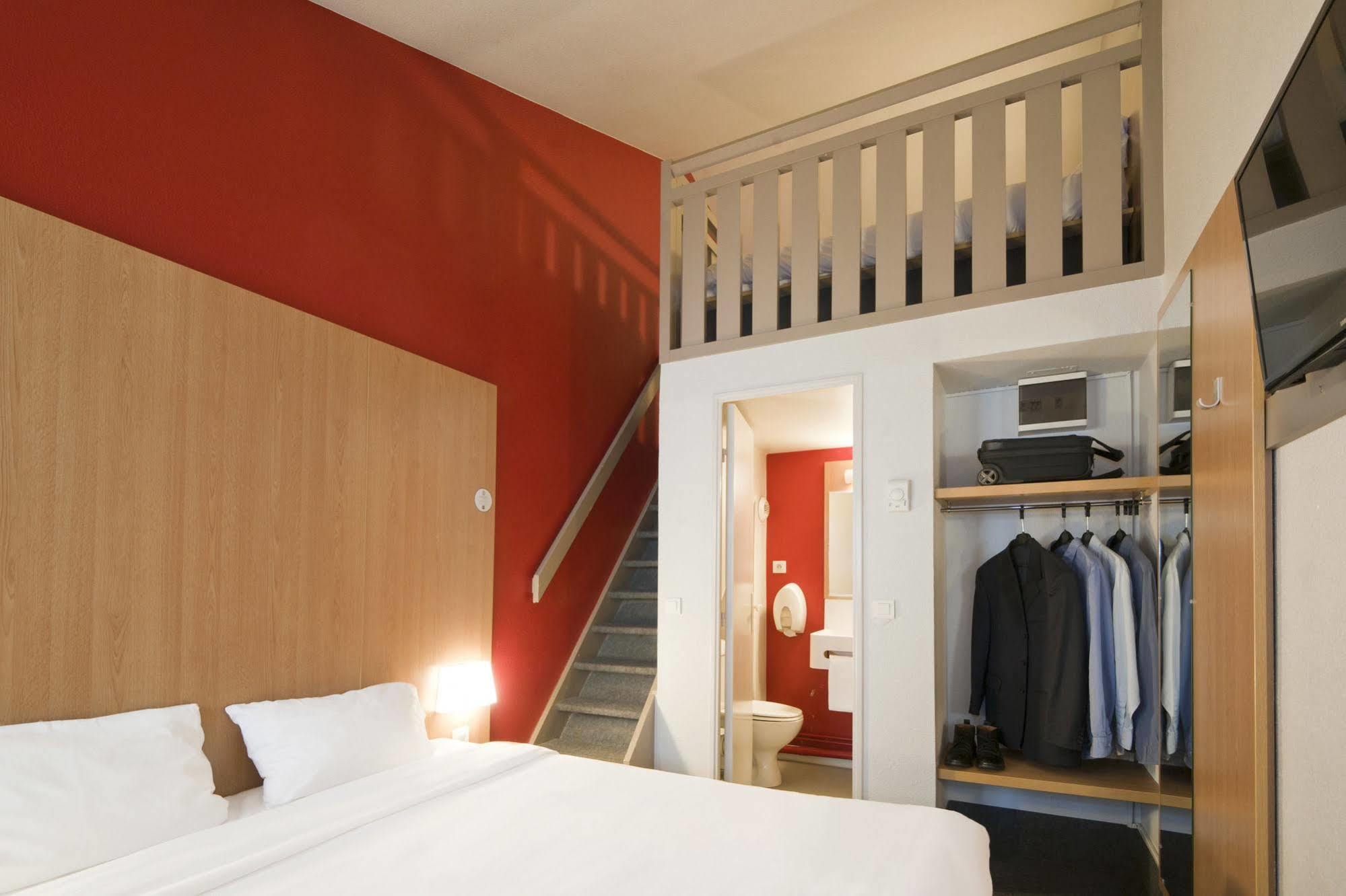 B&B Hotel Grenoble Universite 1 Gières エクステリア 写真