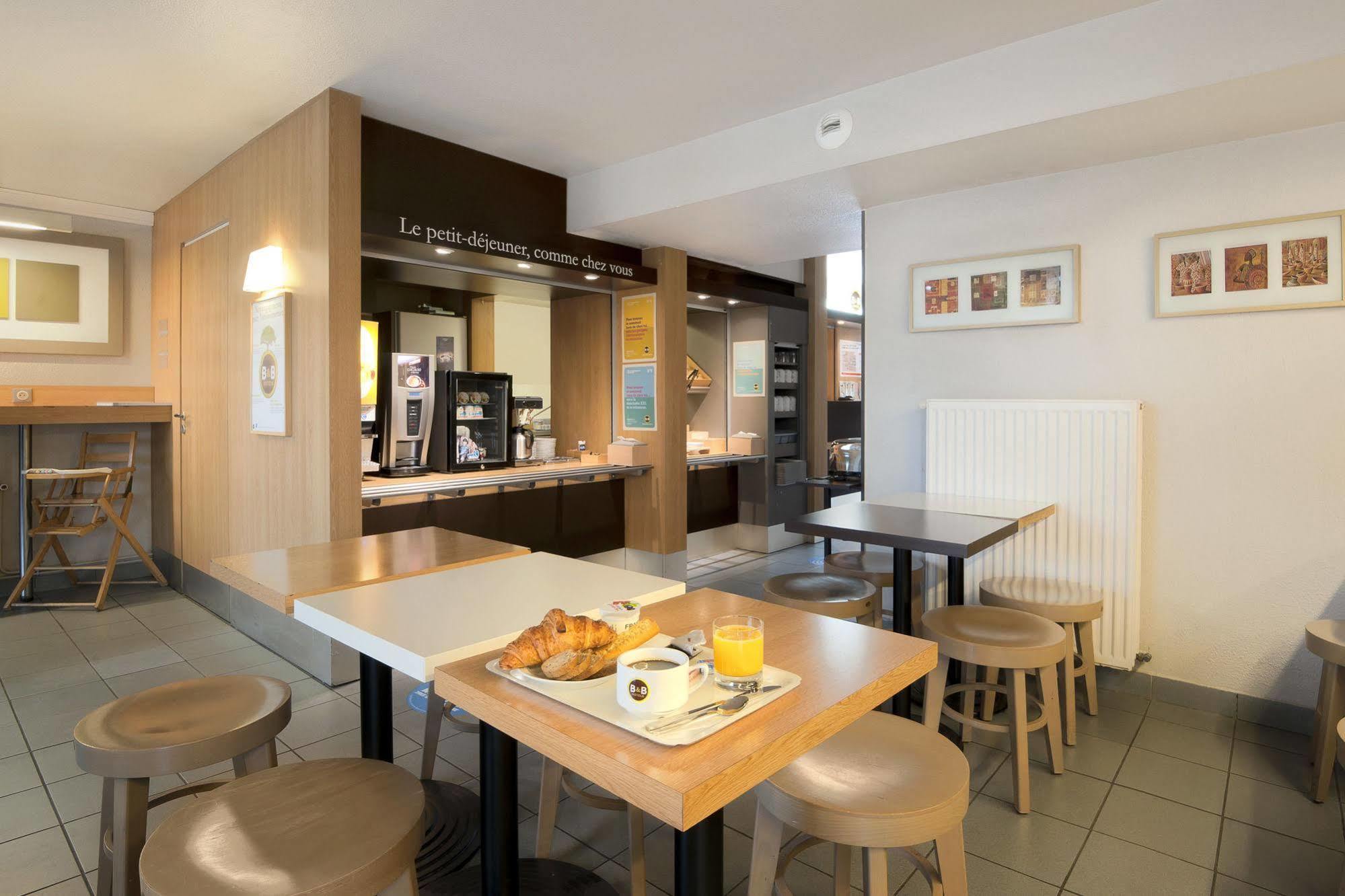 B&B Hotel Grenoble Universite 1 Gières エクステリア 写真