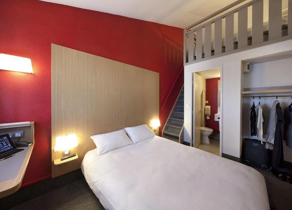 B&B Hotel Grenoble Universite 1 Gières エクステリア 写真