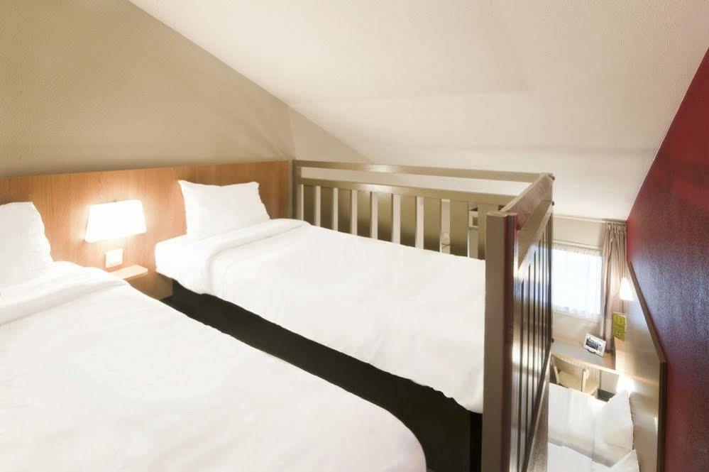B&B Hotel Grenoble Universite 1 Gières エクステリア 写真